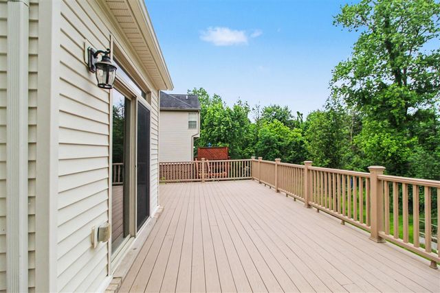 419 Amelia Circle, South Lyon, MI 48178