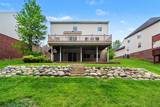 419 Amelia Circle, South Lyon, MI 48178