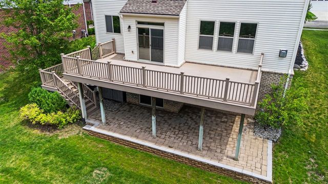 419 Amelia Circle, South Lyon, MI 48178