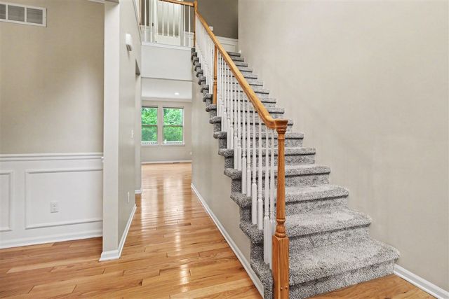 419 Amelia Circle, South Lyon, MI 48178