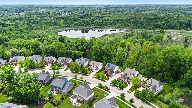 419 Amelia Circle, South Lyon, MI 48178