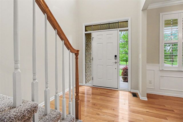 419 Amelia Circle, South Lyon, MI 48178