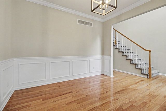 419 Amelia Circle, South Lyon, MI 48178