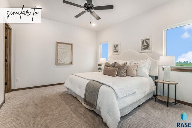 8017 E 44th St Street, Sioux Falls, SD 57110