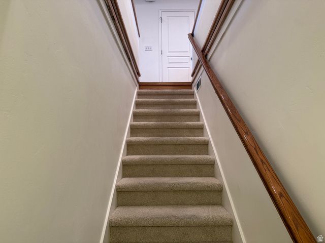 6709 W DESERT LILY CIR, Herriman, UT 84096