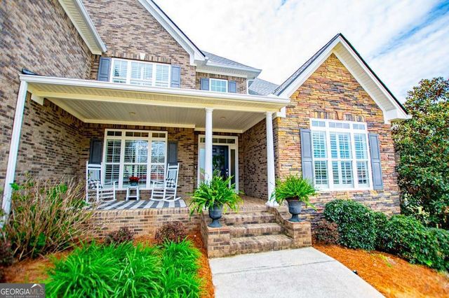 805 Birkdale Boulevard, Carrollton, GA 30116