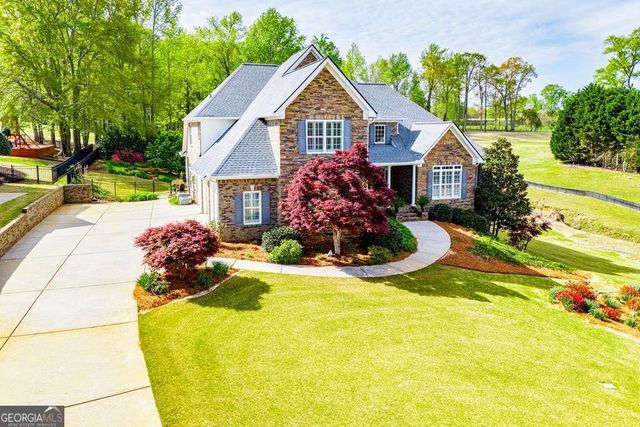 805 Birkdale Boulevard, Carrollton, GA 30116