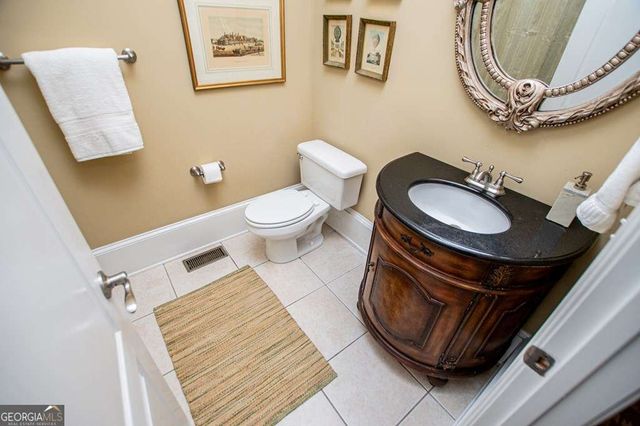 805 Birkdale Boulevard, Carrollton, GA 30116