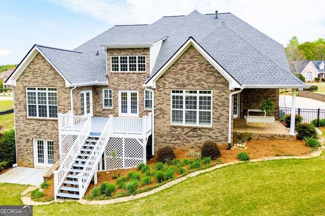 805 Birkdale Boulevard, Carrollton, GA 30116