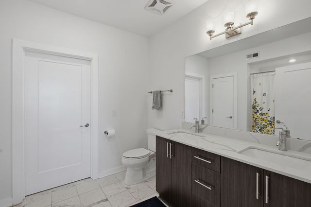 3116 W End Cir Apt 201, Nashville, TN 37203