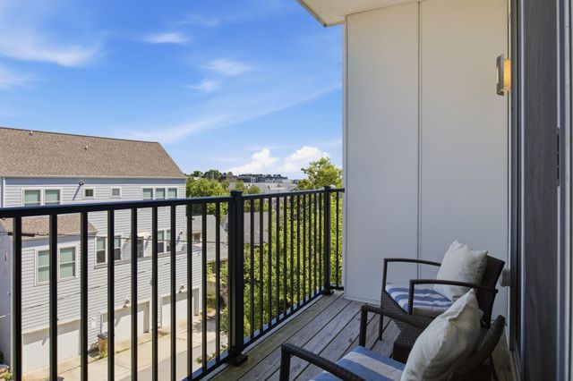 3116 W End Cir Apt 201, Nashville, TN 37203