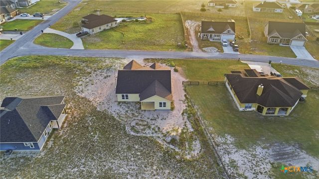 153 Merion Lane, La Vernia, TX 78121