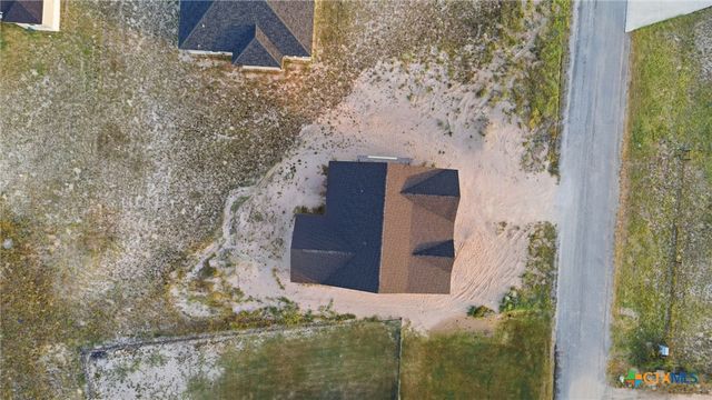 153 Merion Lane, La Vernia, TX 78121