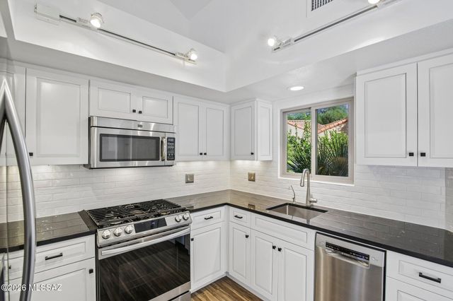 6987 E Nuthatch Trail, Tucson, AZ 85750
