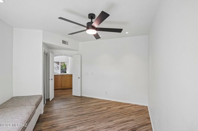 6987 E Nuthatch Trail, Tucson, AZ 85750