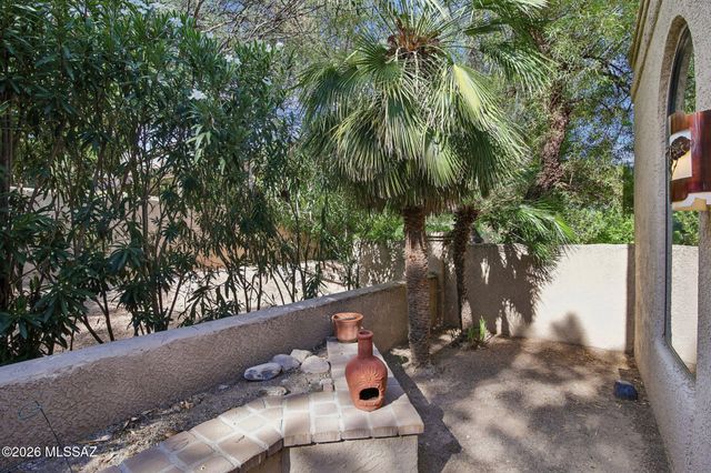6987 E Nuthatch Trail, Tucson, AZ 85750