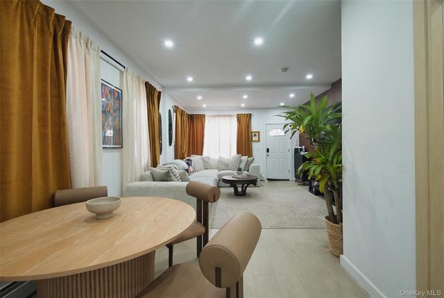 837 E 49th Street, Brooklyn, NY 11203