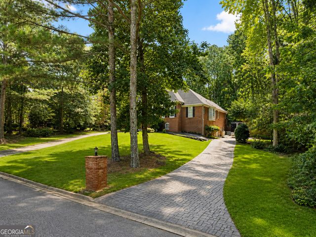 715 Lexington Avenue, Jonesboro, GA 30236