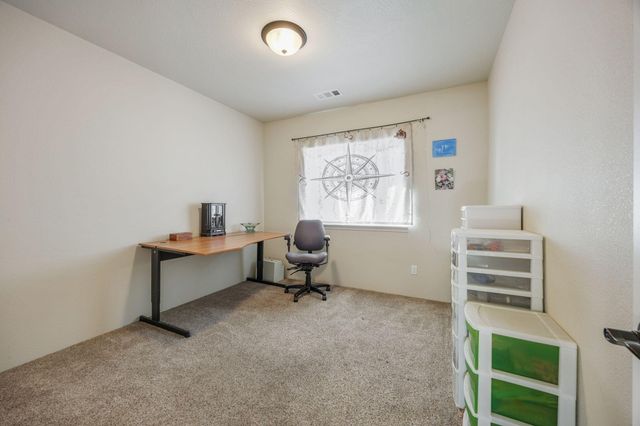 208 SW Blueberry Lane, Grants Pass, OR 97527