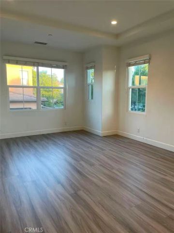 128 Yuba, Irvine, CA 92620