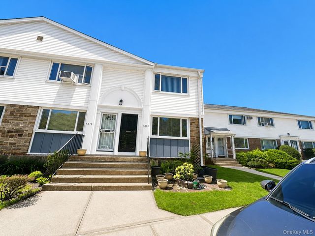 12-14 Bell Boulevard 109, Bayside, NY 11360