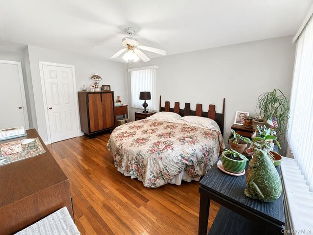 12-14 Bell Boulevard 109, Bayside, NY 11360