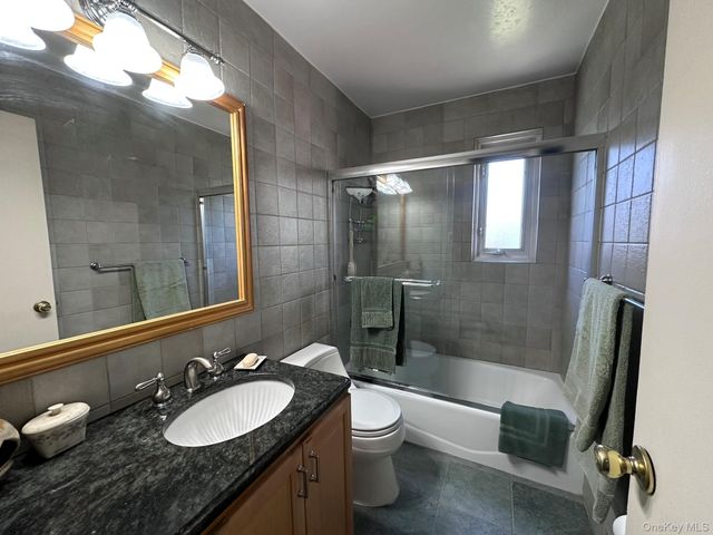 12-14 Bell Boulevard 109, Bayside, NY 11360