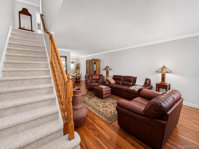12-14 Bell Boulevard 109, Bayside, NY 11360