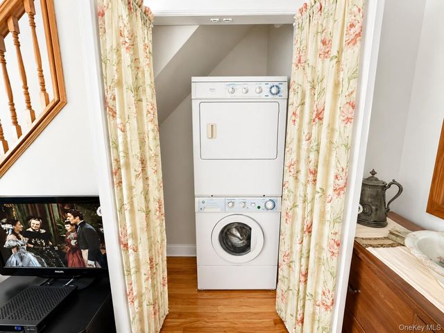 12-14 Bell Boulevard 109, Bayside, NY 11360