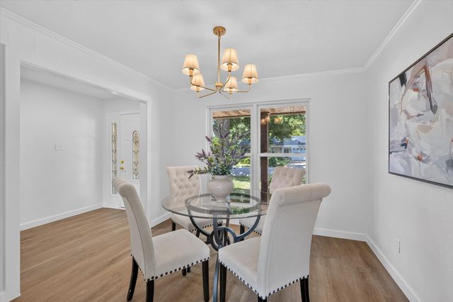 412 Apple Blossom Lane, Hurst, TX 76053