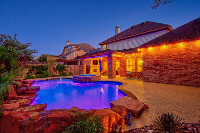 28210 Wild Mustang Lane, Fulshear, TX 77441
