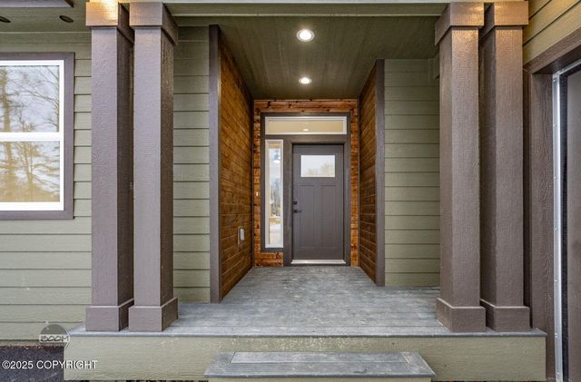 1756 S Alliance Country Drive, Wasilla, AK 99654