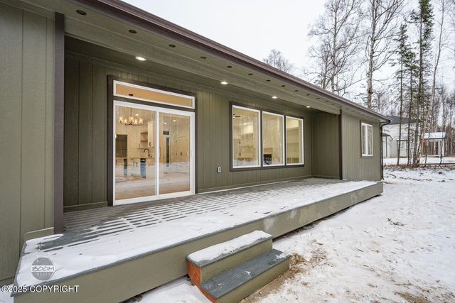 1756 S Alliance Country Drive, Wasilla, AK 99654