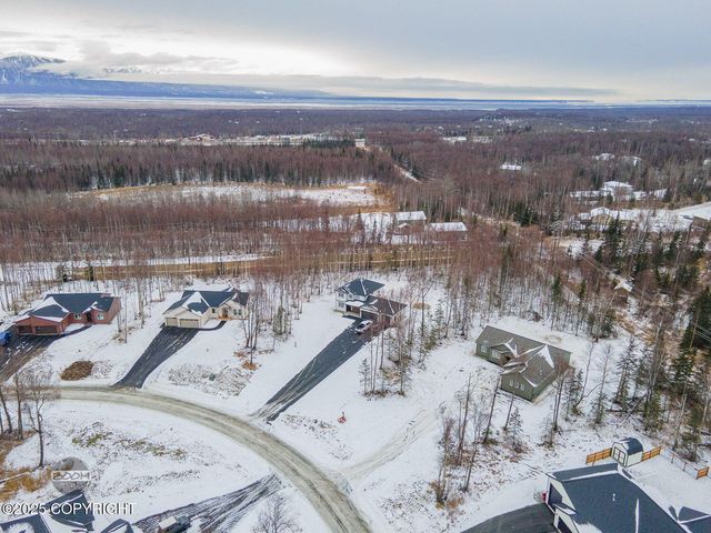 1756 S Alliance Country Drive, Wasilla, AK 99654