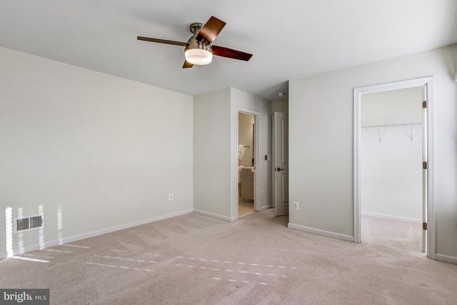 42506 OXFORD FOREST CIR, Chantilly, VA 20152