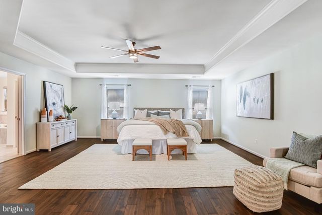 42506 OXFORD FOREST CIR, Chantilly, VA 20152