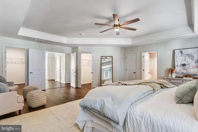 42506 OXFORD FOREST CIR, Chantilly, VA 20152