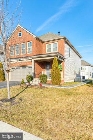 42506 OXFORD FOREST CIR, Chantilly, VA 20152