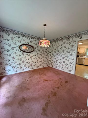 118 Brightwater Heights Drive, Hendersonville, NC 28791