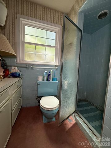 118 Brightwater Heights Drive, Hendersonville, NC 28791
