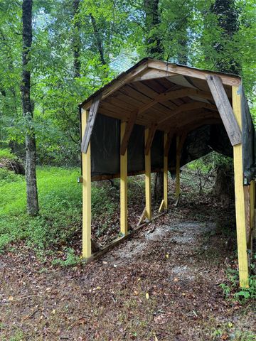 118 Brightwater Heights Drive, Hendersonville, NC 28791