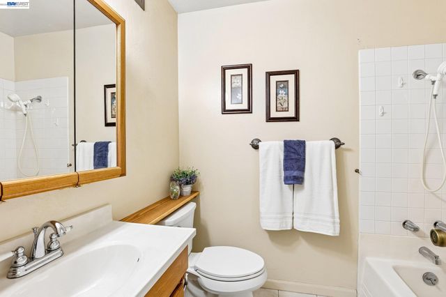 532 Curlew Road, Livermore, CA 94551