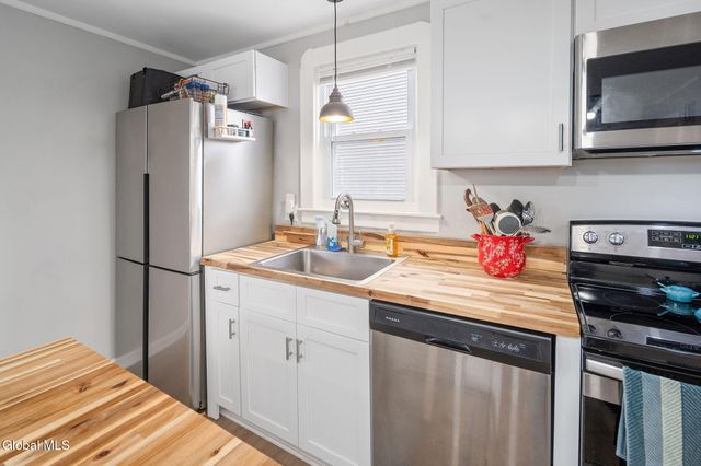 1745 Amsterdam Avenue, Rotterdam, NY 12303