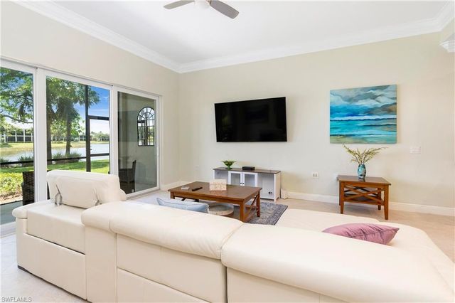 9259 Museo CIR # 102, Naples, FL 34114