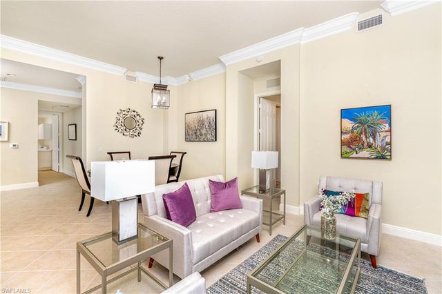 9259 Museo CIR # 102, Naples, FL 34114