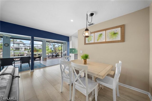 212 Angler CT, Marco Island, FL 34145