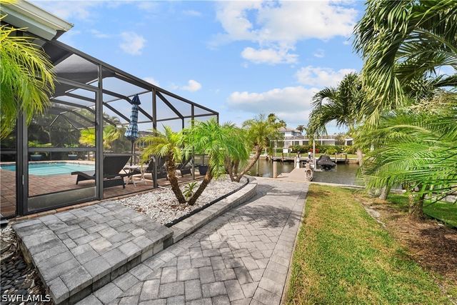 212 Angler CT, Marco Island, FL 34145