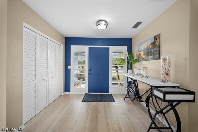 212 Angler CT, Marco Island, FL 34145
