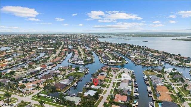 212 Angler CT, Marco Island, FL 34145