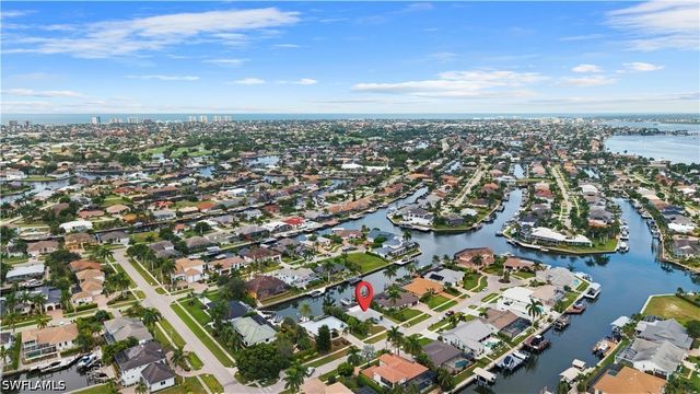 212 Angler CT, Marco Island, FL 34145